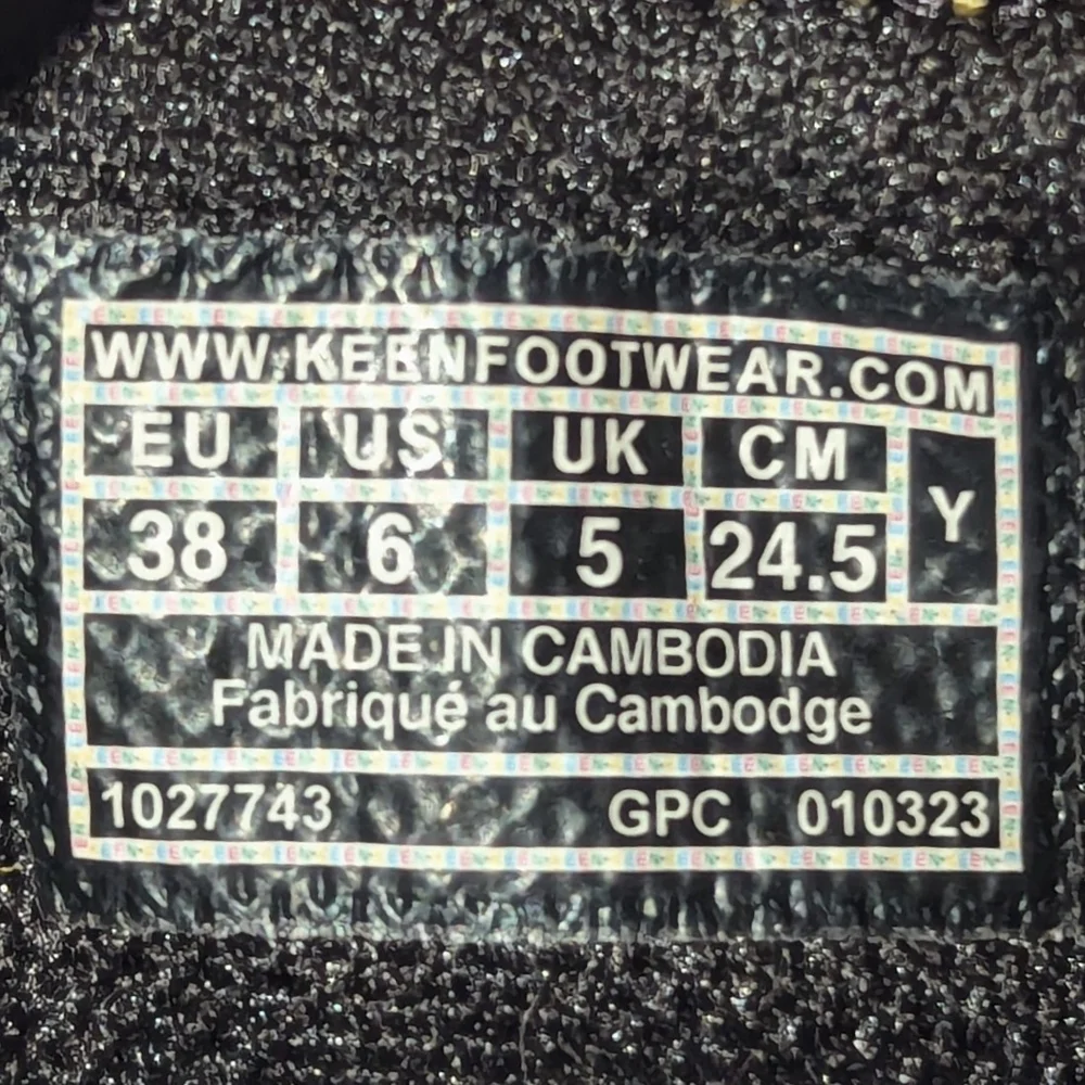 KEEN Jasper Big Kids Size 6 suede sneakers with easy on bungee cinch - Picture 10 of 12